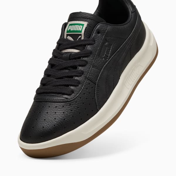 GV Special Base Sneakers, PUMA Black-Warm White, extralarge