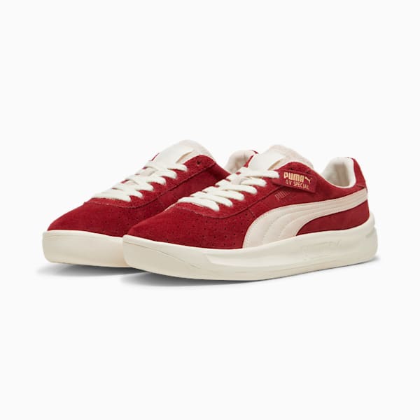 GV Special Suede Sneakers, Intense Red-Frosted Ivory, extralarge