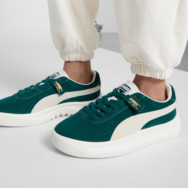 Sneakers GV Special Suede, Dark Myrtle-Warm White, extralarge