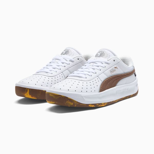 Tenis GV Special NYC Long Run Cordura para hombre, PUMA White-Haute Coffee-PUMA Silver, extralarge