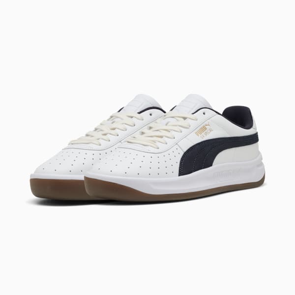 GV Special PRM Sneakers, PUMA White-New Navy-Frosted Ivory, extralarge