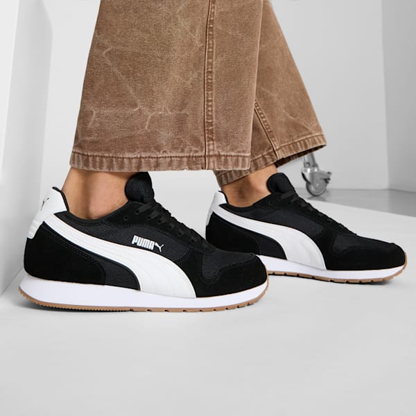 ST MILER Men's Sneakers, PUMA Black-PUMA White-Gum, extralarge