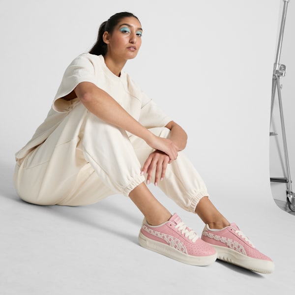 Tenis para mujer GV Special Bloom, Future Pink-Alpine Snow, extralarge
