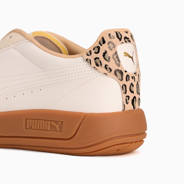 ウィメンズ プーマ クラブ クラシカ レオ スニーカー, PUMA White-Warm White, extralarge-JPN