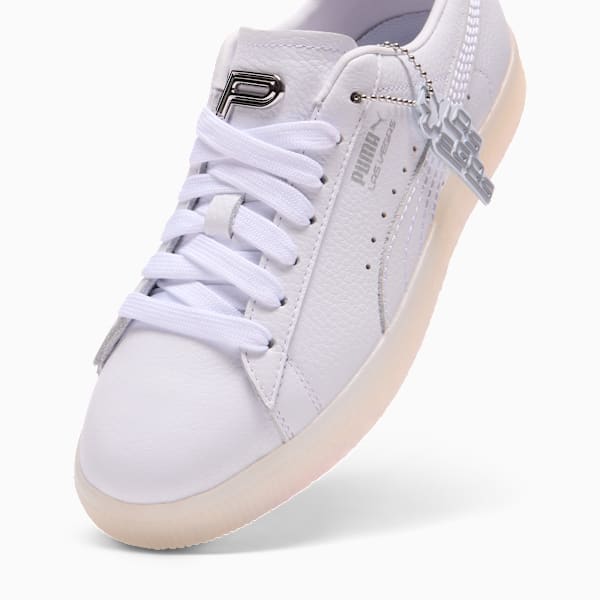 Clyde Club Flagship Women, Warm White-PUMA White-PUMA Silver, extralarge