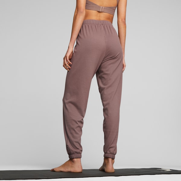 Studio Unwind Women's Training Joggers, Dark Clove, extralarge