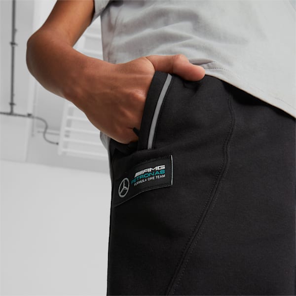 Mercedes AMG Petronas F1 Youth Regular Fit Sweatpants, PUMA Black, extralarge-IND