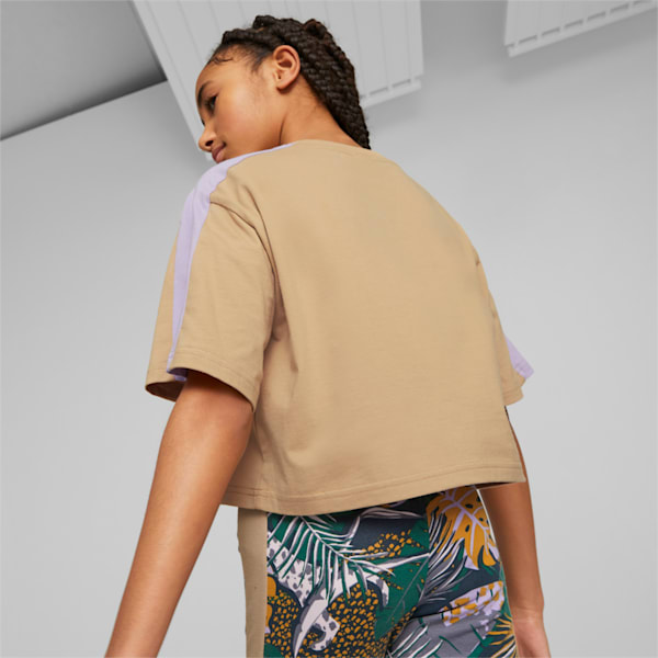 Camiseta estampada T7 Vacay Queen para niños grandes, Dusty Tan