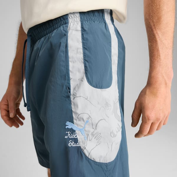 PUMA X KIDSUPER MCFC Men Travel Football Shorts, Gray Skies-Frosted Dew, extralarge-IND