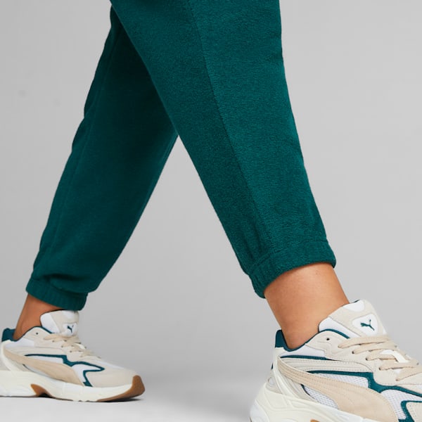 Puma classic embroidered sweatpant discount