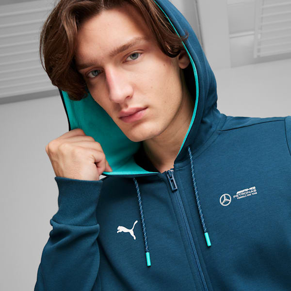 Sweat petronas hotsell