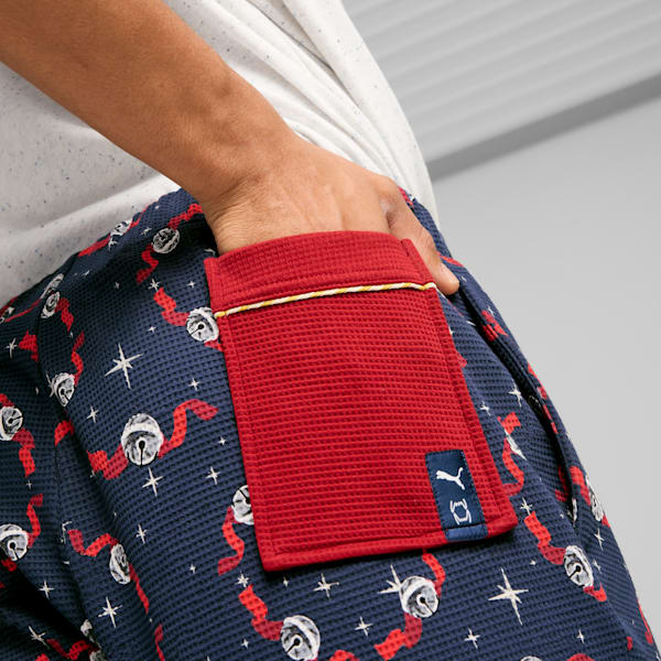 Pantalón de pijama PUMA HOOPS x POLAR EXPRESS para hombre, Club Navy-Intense Red-AOP, extralarge