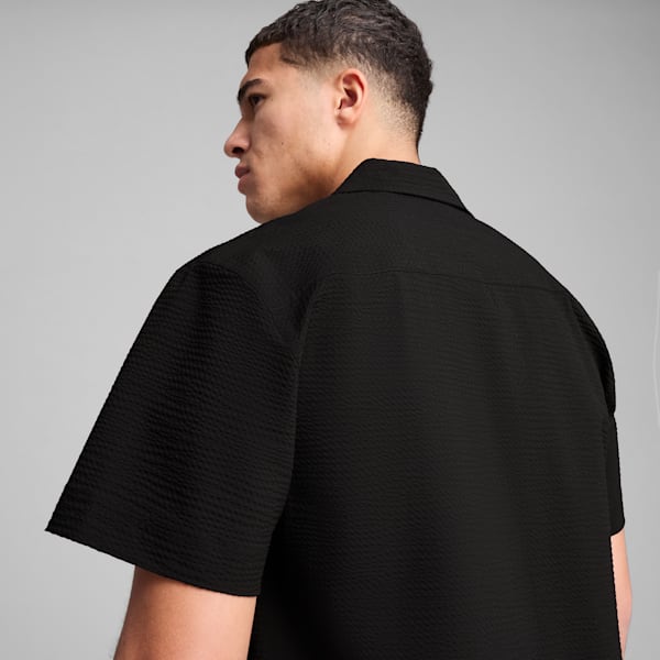 WARDROBE ESSENTIALS Men's Seersucker Relaxed Shirt, PUMA Black, extralarge