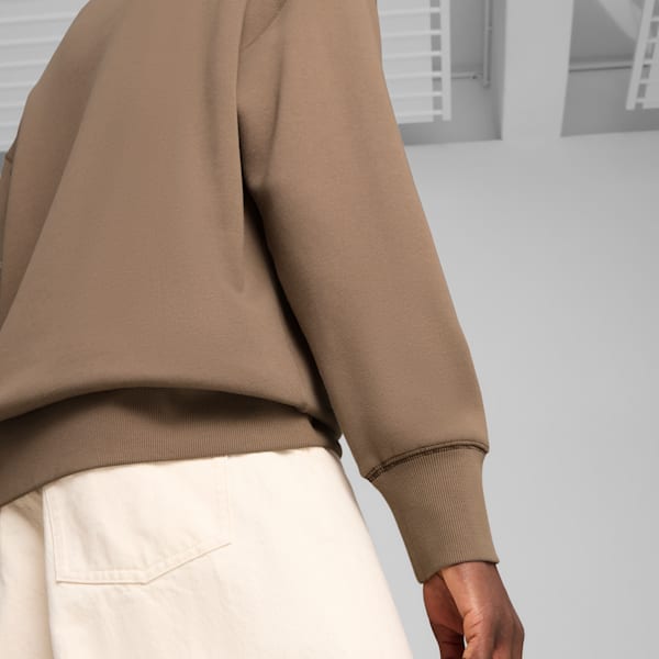 PREMIUM ESSENTIALS Men's Relaxed Graphic Crew, Totally Taupe, extralarge