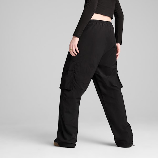 Wardrobe Essentials Women's Relaxed Woven Cargo Pants, PUMA Black, extralarge