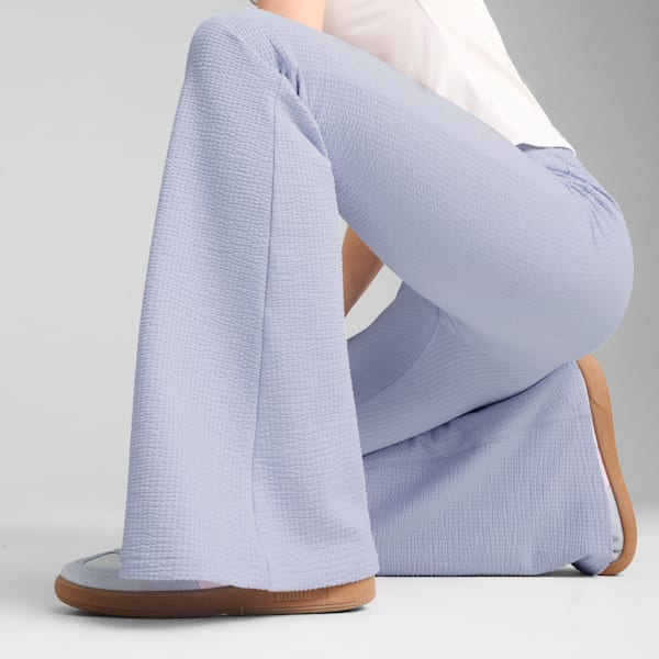 DARE TO Women's Textured Flared Leggings, Cool Weather, extralarge