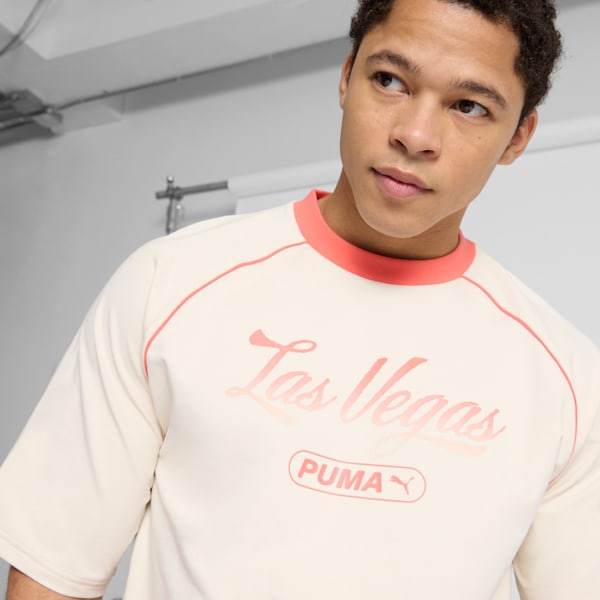 Playera Wardrobe Essentials Las Vegas Podium para hombre, Alpine Snow, extralarge