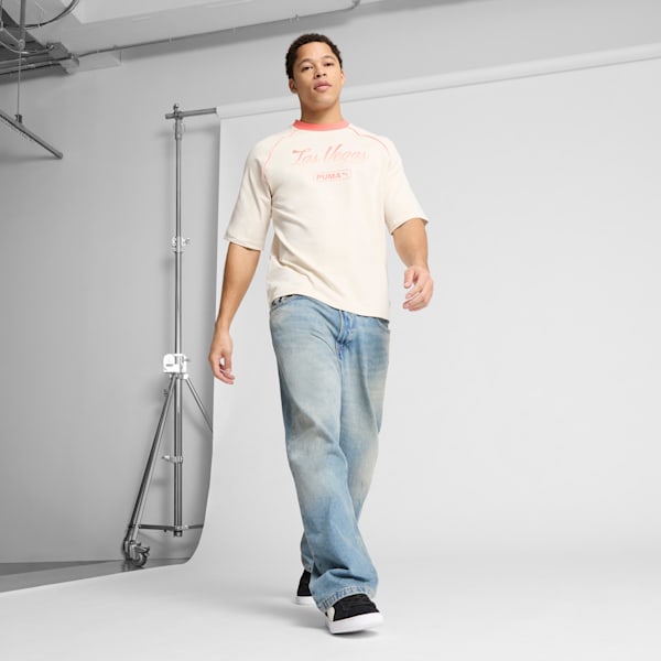 Playera Wardrobe Essentials Las Vegas Podium para hombre, Alpine Snow, extralarge