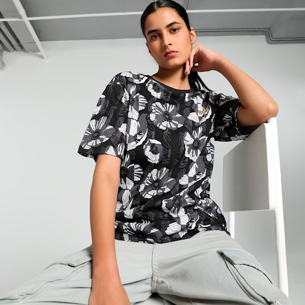 CLASS ACT Graphic Women's Relaxed Fit Tee, PUMA Black, extralarge-IND