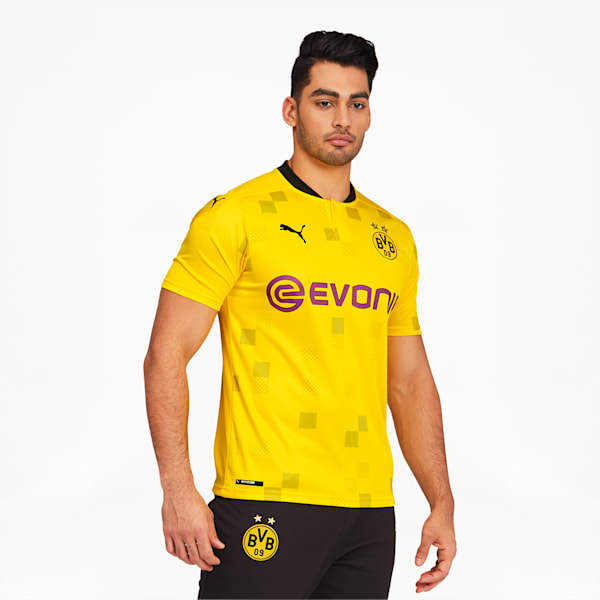 Borussia Dortmund and PUMA Present New Cup Kit