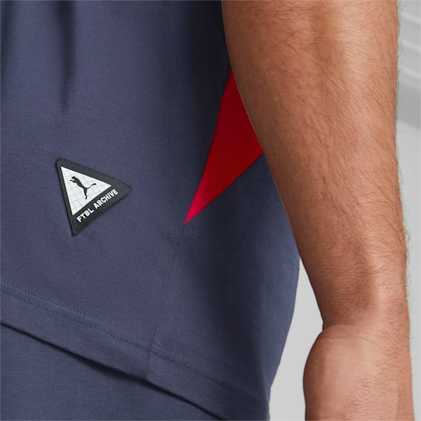 C.D. Guadalajara ftblArchive Men s Tee PUMA