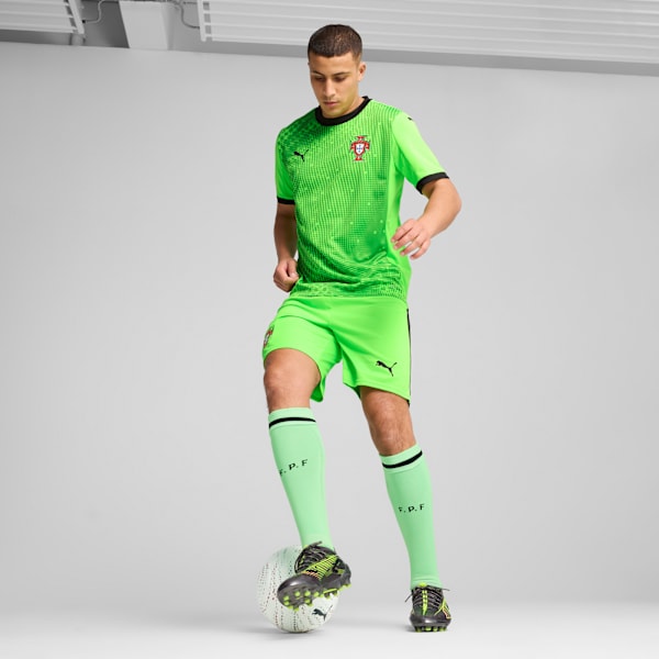 Portugal 2025 Goalkeeper Shorts Men, Fluro Green Pes-PUMA Black, extralarge-GBR