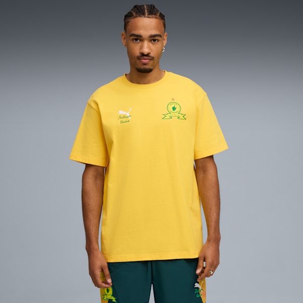 メンズ PUMA x KIDSUPER STUDIOS マメロディ サンダウンズFC グラフィック 半袖 Tシャツ, Pelé Yellow-Fast Green, extralarge-JPN