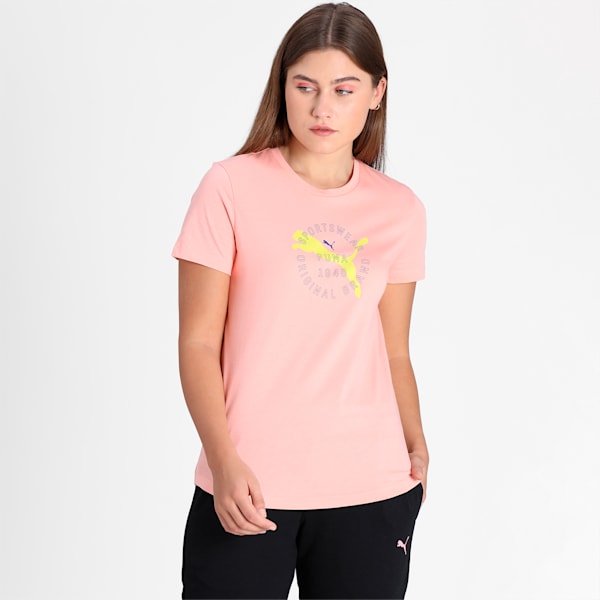 PUMA Graphic Women's Regular Fit T-Shirt, Apricot Blush, extralarge-IND