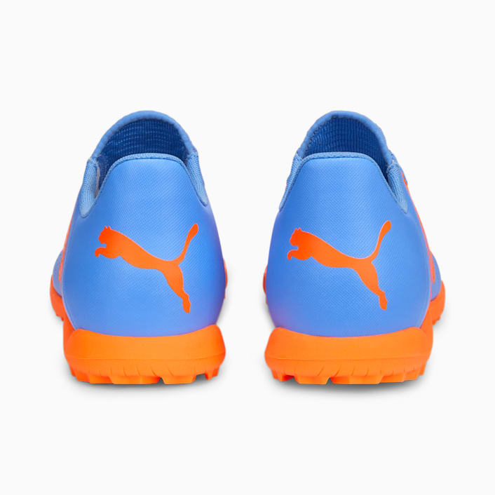 Botines cesped sintetico puma 2025