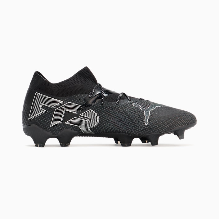 Puma cell football boots top