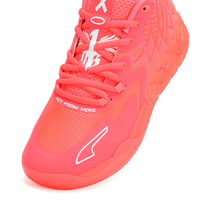 Cancer awareness basketball shoes outlet