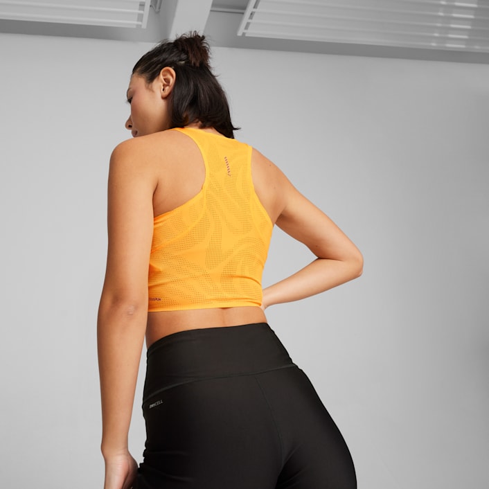 RUN ULTRASPUN Women s Running Crop Top T shirts Tops PUMA