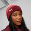 Изображение Puma Шапка Pom Pom Beanie Women's Hat #3: Peach Smoothie-Electric Blush-Dark Jasper