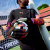 Изображение Puma Вратарские перчатки FUTURE Ultimate NC Football Goalkeeper Gloves #4: PUMA Black-Glowing Red-Purple Glimmer