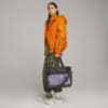Изображение Puma Сумка PUMA x PLEASURES Tote Bag #2: PUMA Black-Purple Charcoal-Pantone 688C