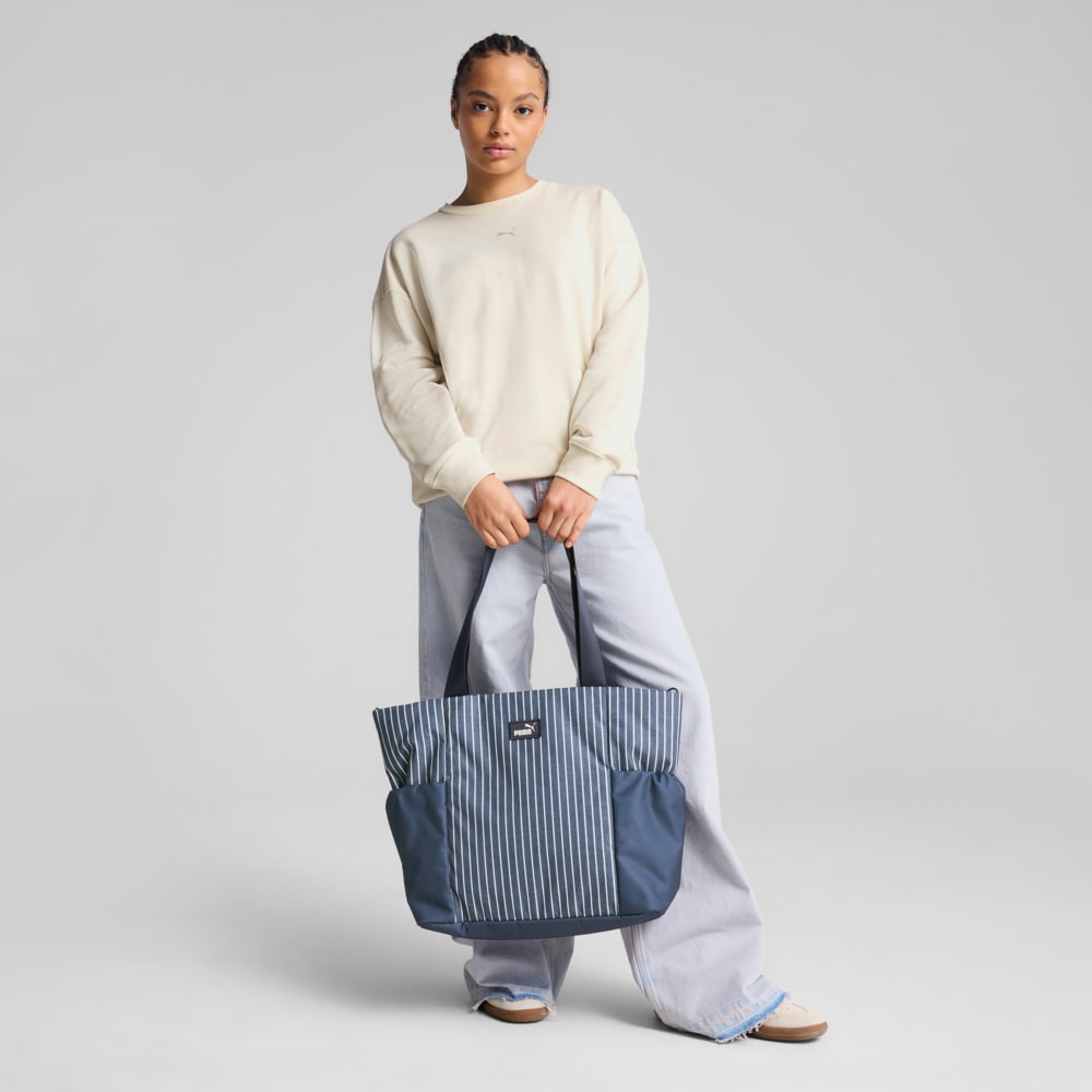 Изображение Puma Сумка UP Surf Club Shopper Bag Women #2: PUMA Navy-denim look