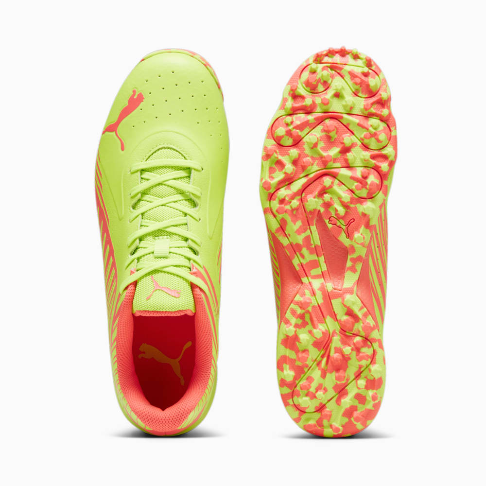 Puma 18 online cricket shoes