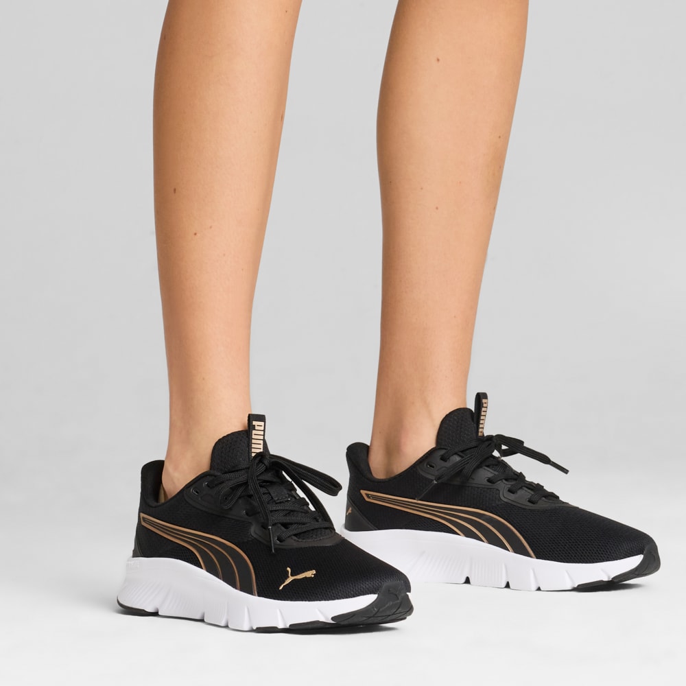 Зображення Puma Кросівки FlexFocus Lite Modern Running Shoes Unisex #2: PUMA Black-PUMA Gold