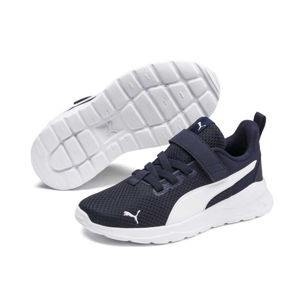 Kids puma trainers 2025