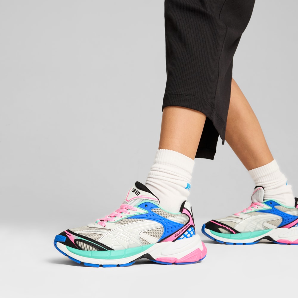 Изображение Puma Кроссовки Velophasis Born In The 2000s Sneakers #2: Feather Gray-Poison Pink