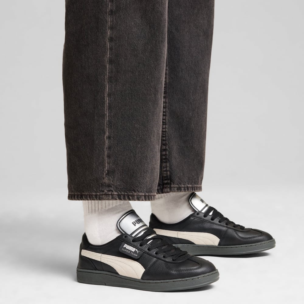 Grey puma sneakers hot sale