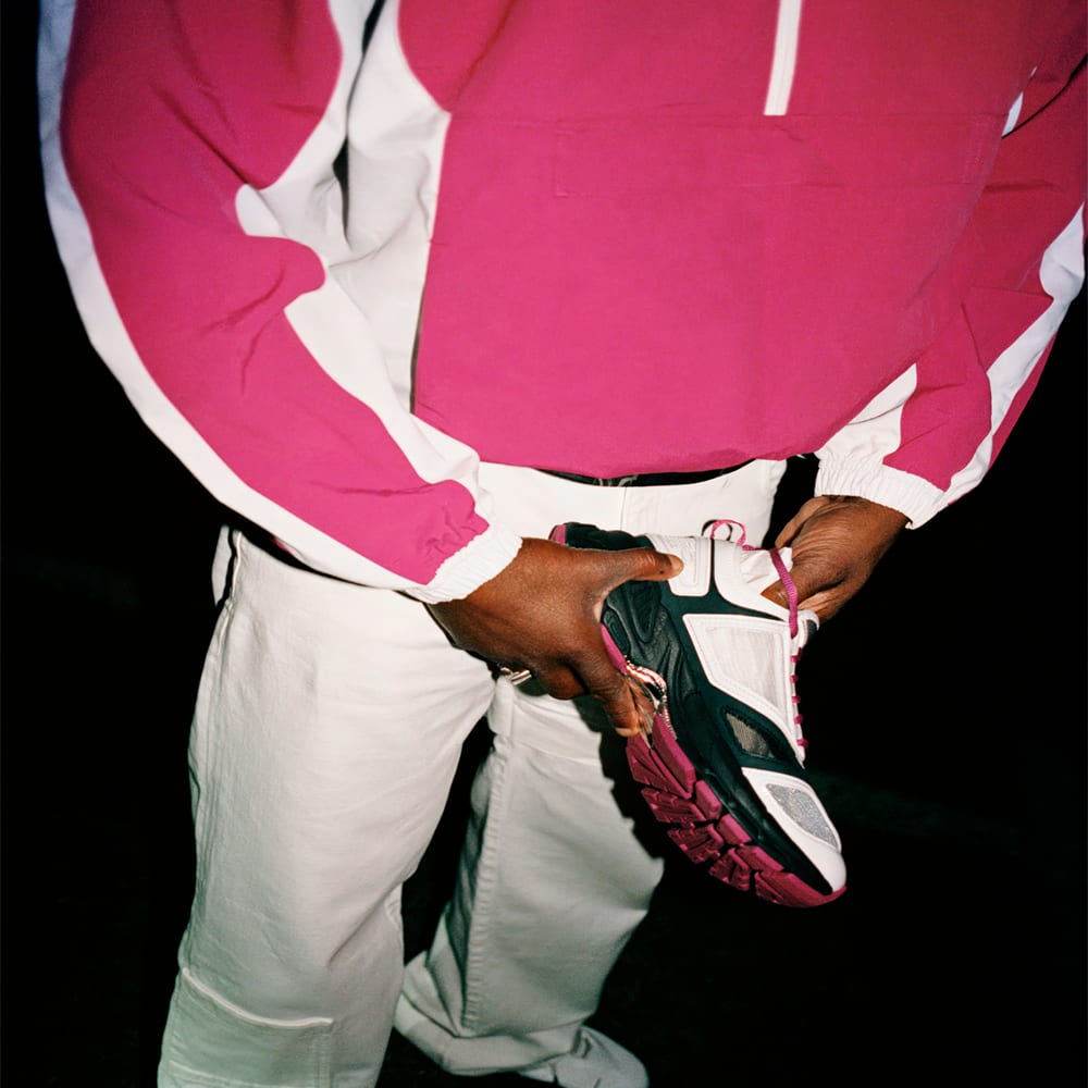 Зображення Puma Кросівки PUMA x MÁS TIEMPO Velophasis NU Sneakers #2: Feather Gray-PUMA Black-Magenta Gleam