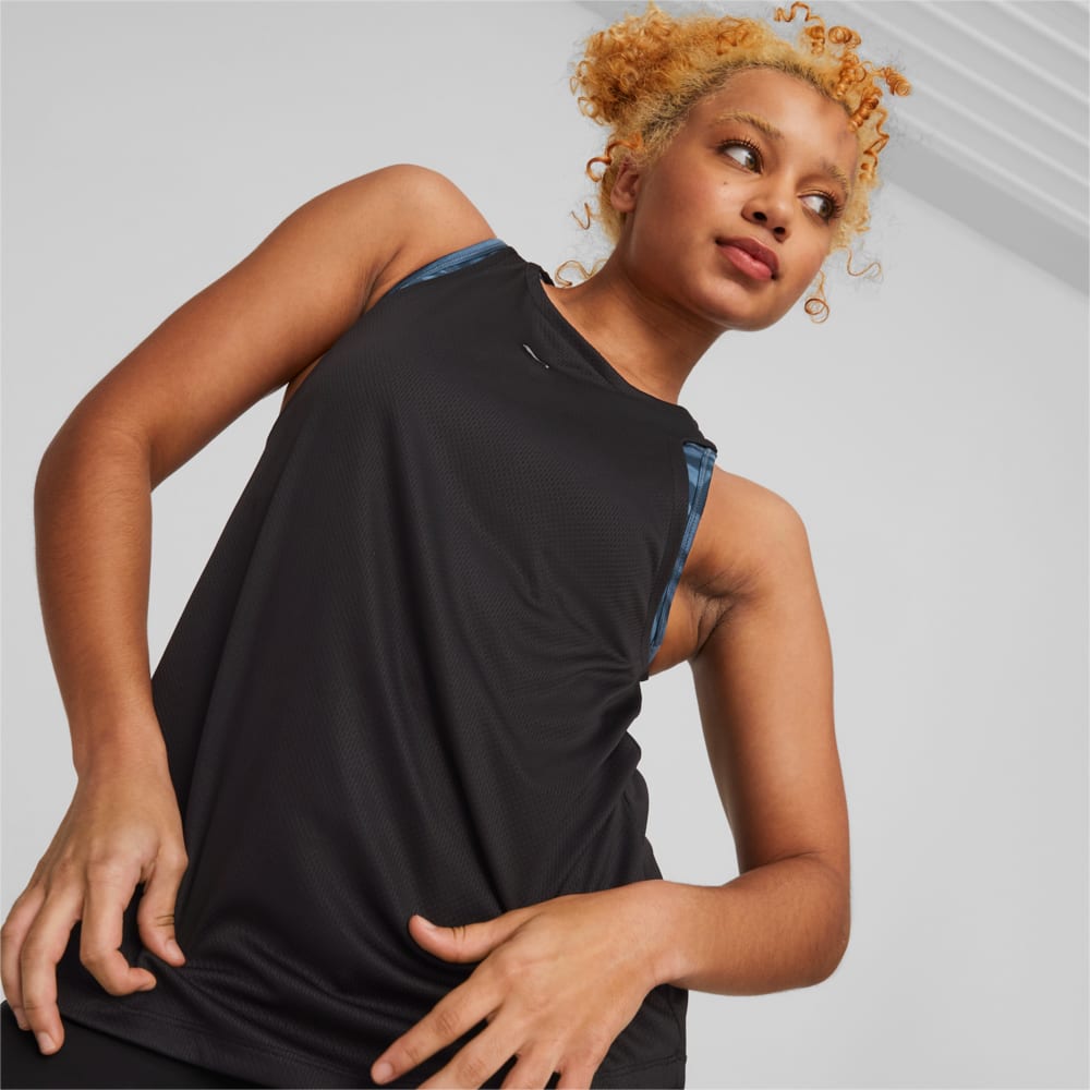 Imagen PUMA Polera de training Nova Shine Fashion para mujer #1