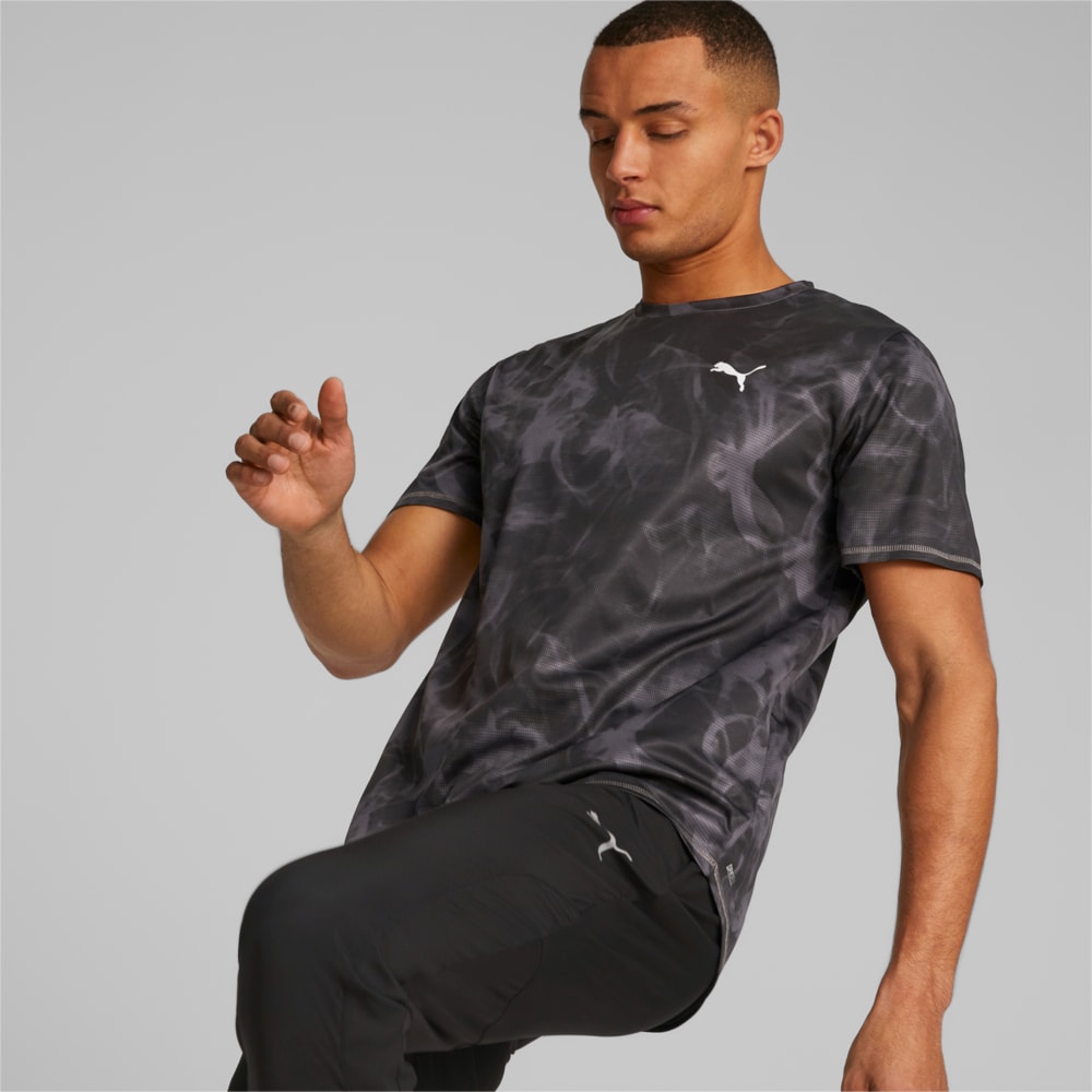 Изображение Puma Футболка Run Favourite Printed Graphic Tee Men #1: puma black-AOP