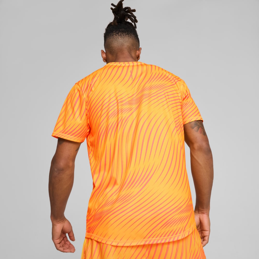 Imagen PUMA Polera Run Favorite para hombre #2