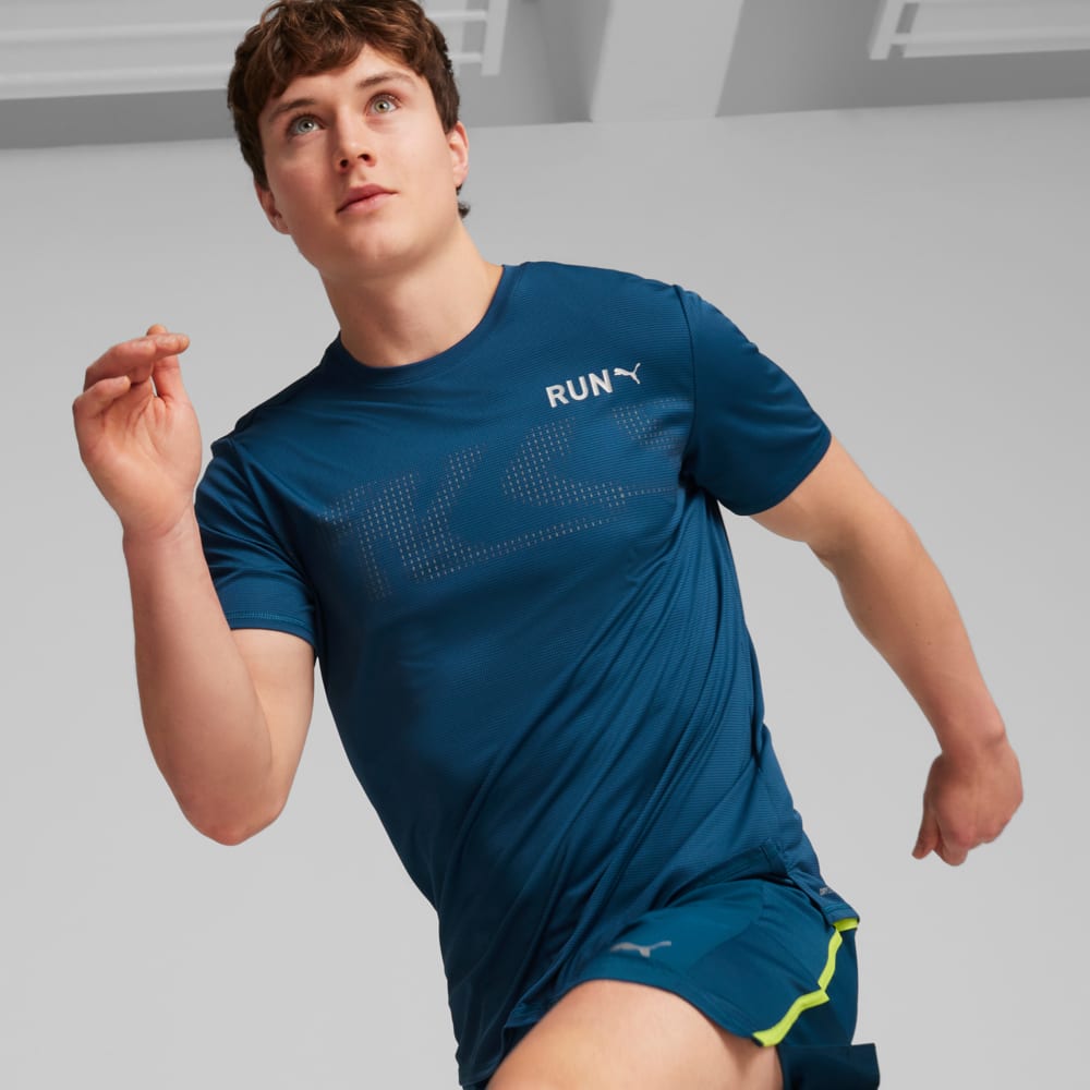 Image PUMA Camiseta Estampada Graphic Tee RUN FAVORITE Masculina #2