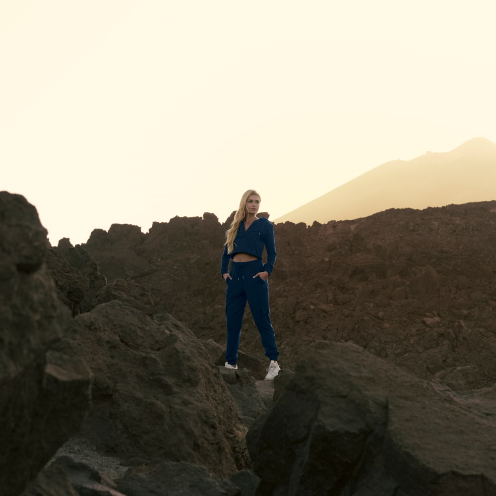 Зображення Puma Штани PUMA x PAMELA REIF Cargo Sweat Pants Women #2: Dark Night