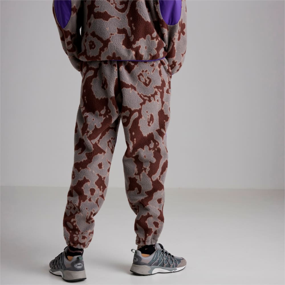 Изображение Puma Штаны PUMA x P.A.M. Fleece Pants Men #2: Cloudburst--AOP