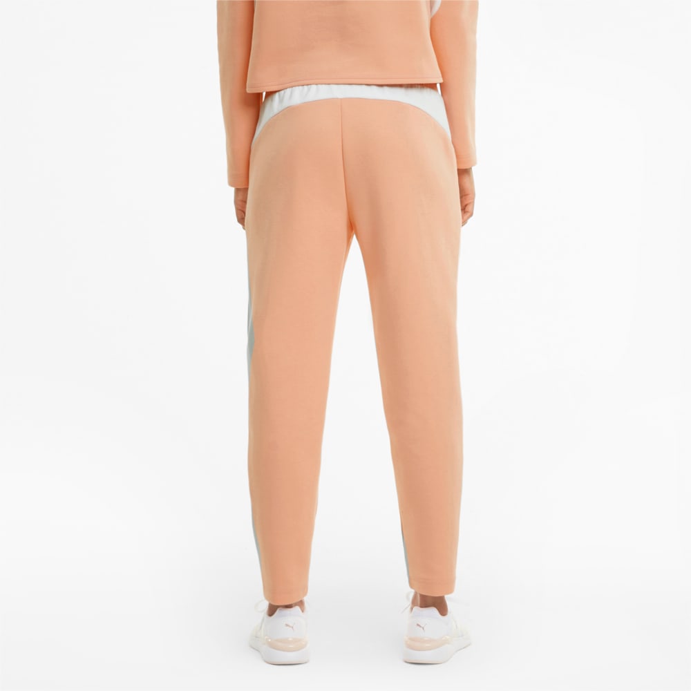 Зображення Puma Штани Evostripe Women's Sweatpants #2: Apricot Blush