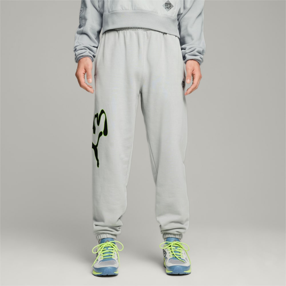 Image Puma PUMA x PERKS AND MINI Graphic Sweatpants #1